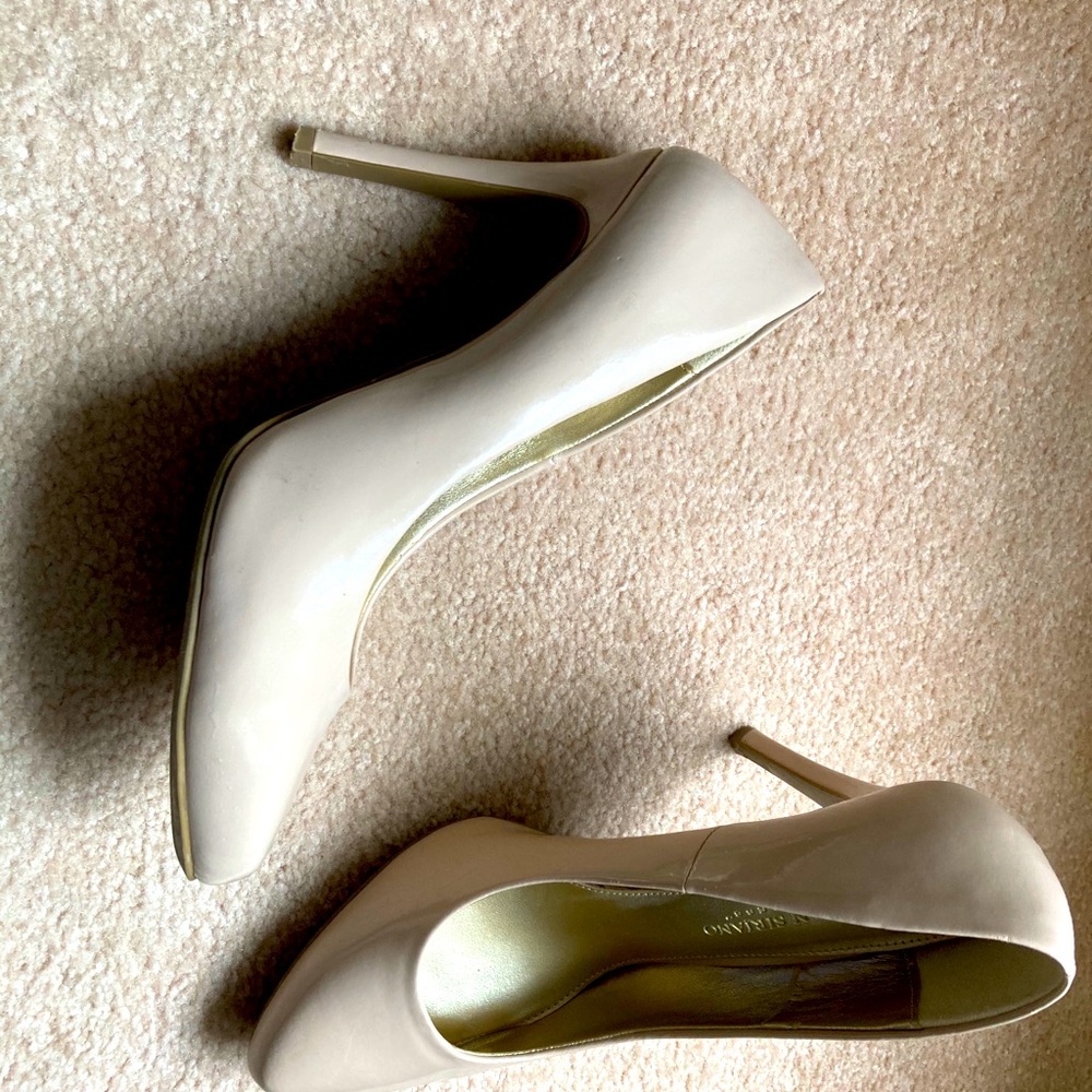 7.5 Pale Pink Heels